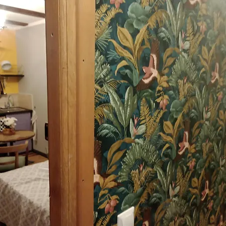 Alte Brennerei Apartment & Studios טראבן-טרארבאך